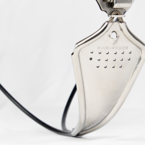 Single metal shield